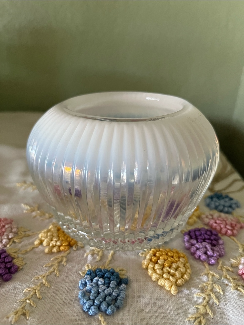 Vintage Fenton Sheffield French Opalescent Ribbed Glass Bowl Vase 1980's